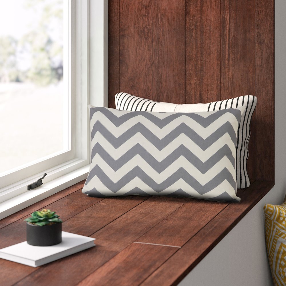 Veranda PET Yarn Poly Filled Pillow in Gray/White, 14" x 20". Picture 2