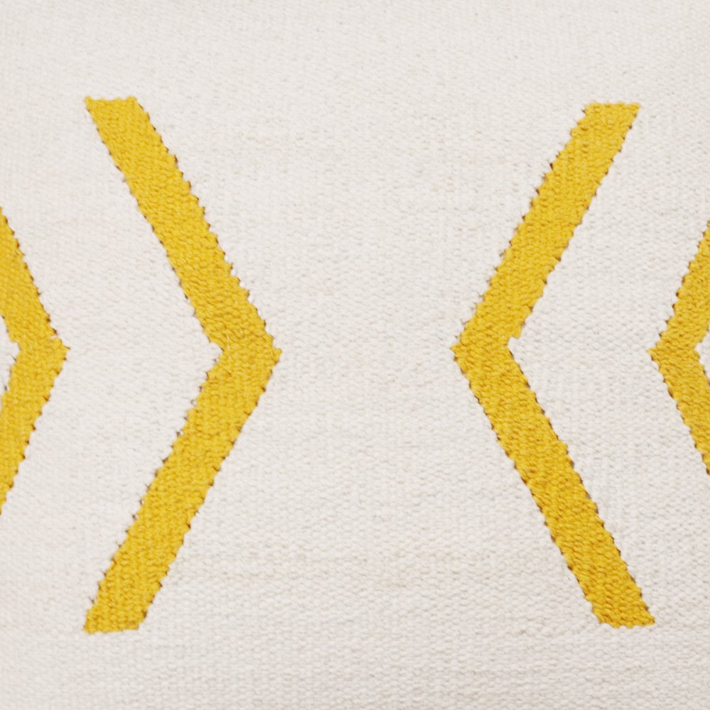 Ox Bay Hand-Woven White/Yellow Geometric All-Natural Cotton Pillow Cover. Picture 2