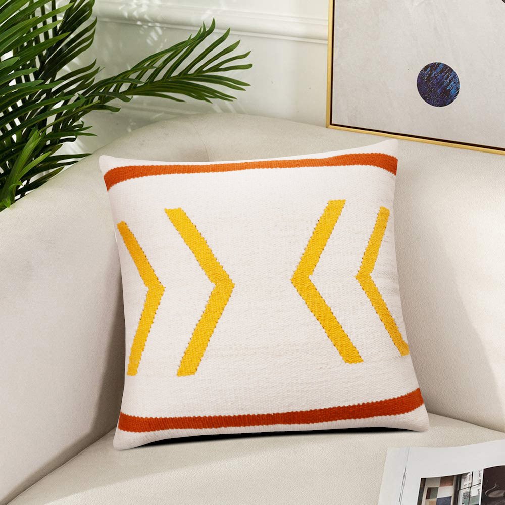 Ox Bay Hand-Woven White/Yellow Geometric All-Natural Cotton Pillow Cover. Picture 9