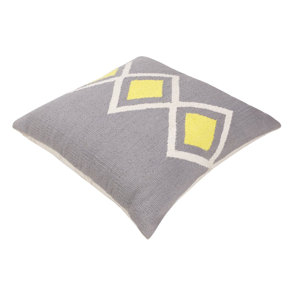 Ox Bay Hand-Woven Gray/White Diamond All-Natural Cotton Pillow Cover. Picture 7