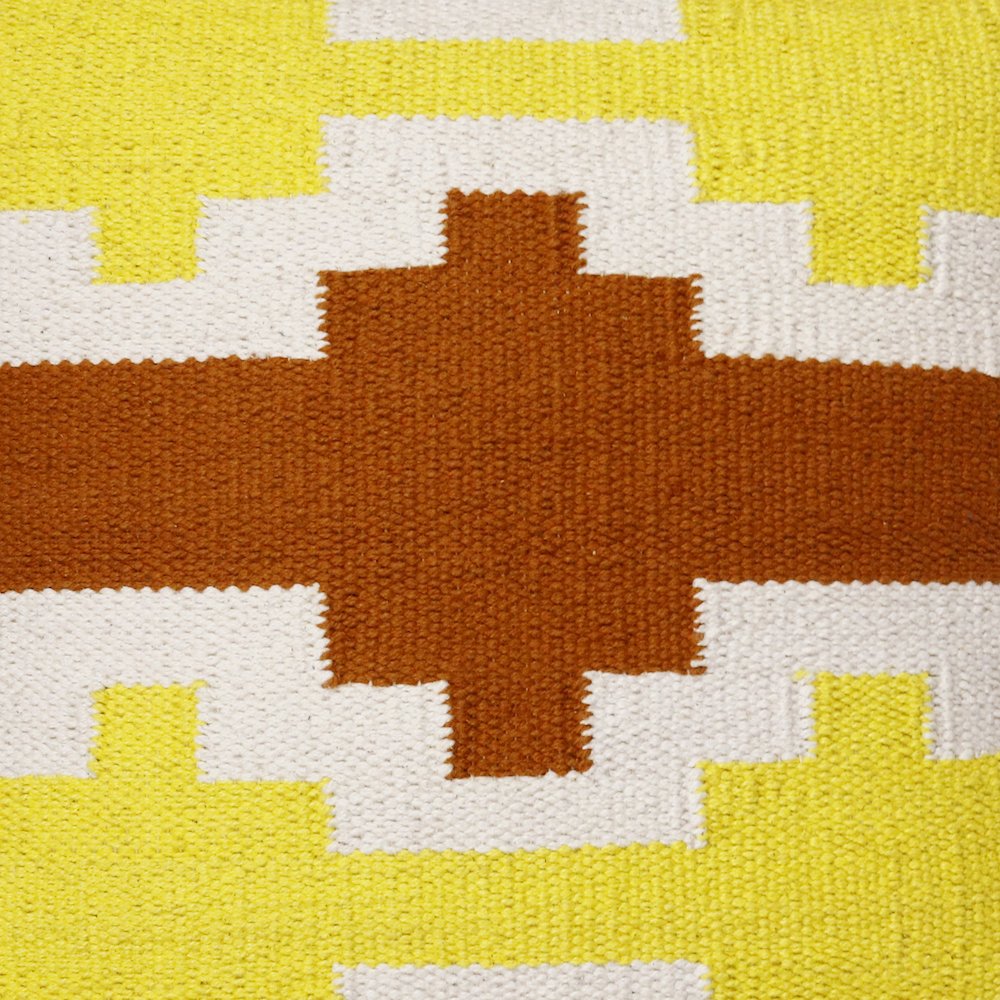 Ox Bay Hand-Woven White/Yellow Geometric All-Natural Cotton Pillow Cover. Picture 2