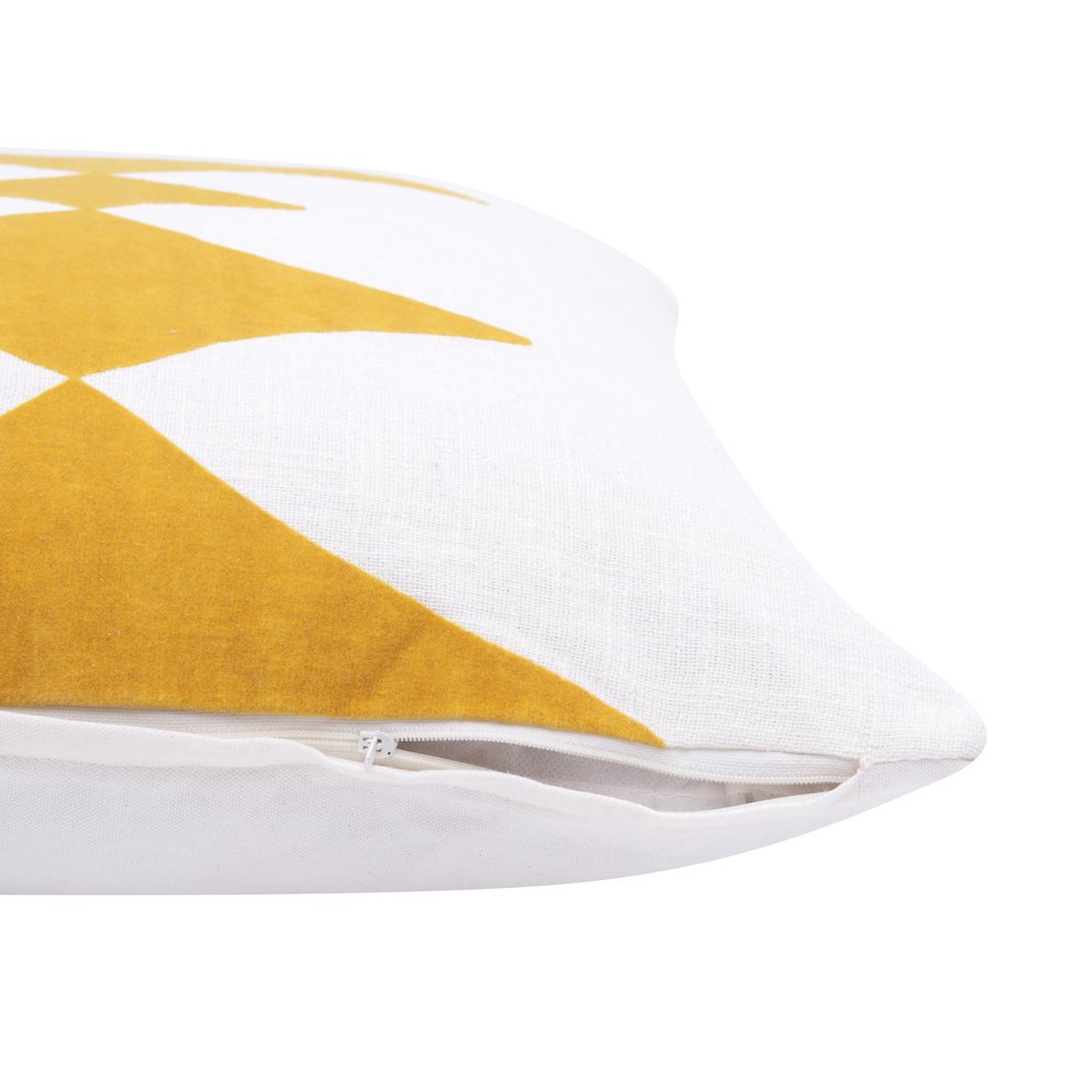 Stacy Garcia Cotton Blend Poly Filled Pillow in Yellow/White, 20" x 20". Picture 4
