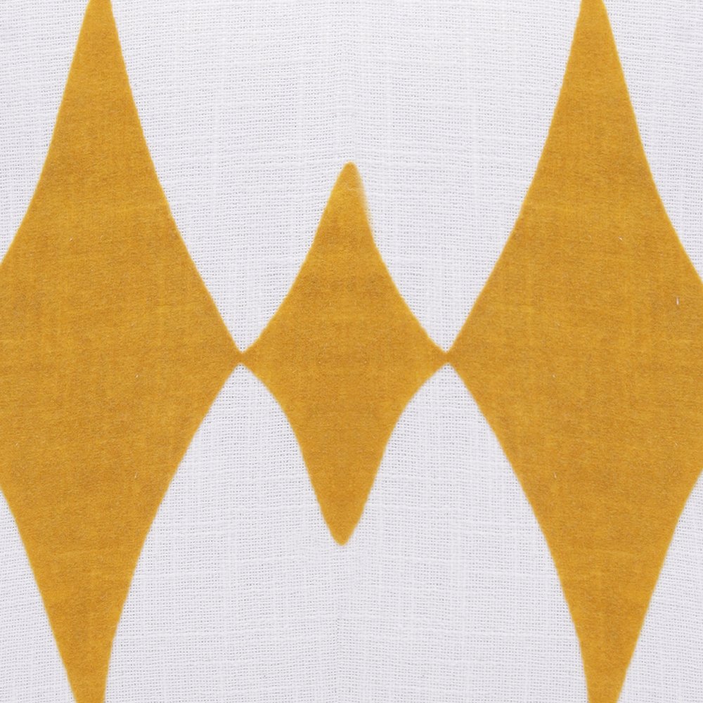 Stacy Garcia Cotton Blend Poly Filled Pillow in Yellow/White, 20" x 20". Picture 7