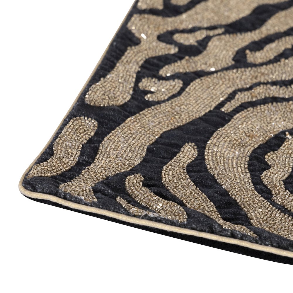 Cosmopolitan Performance Poly Filled Pillow in Gold/Black, 20" x 20". Picture 5