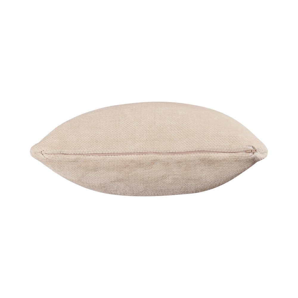 Yakar Chenille Poly Filled Pillow in Ivory, 20" x 20". Picture 8