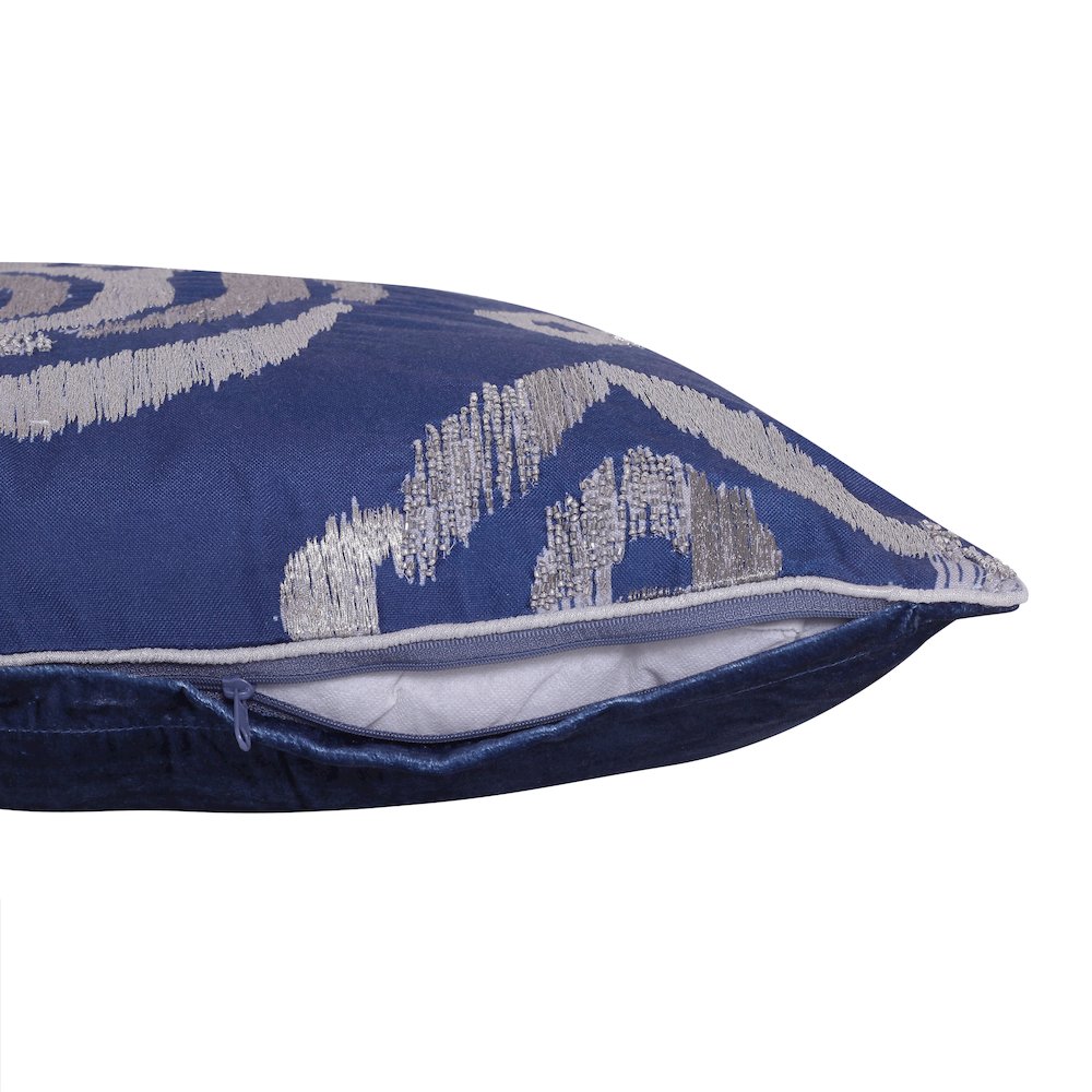 Cosmopolitan Performance Poly Filled Pillow in Blue/Silver, 20" x 20". Picture 3