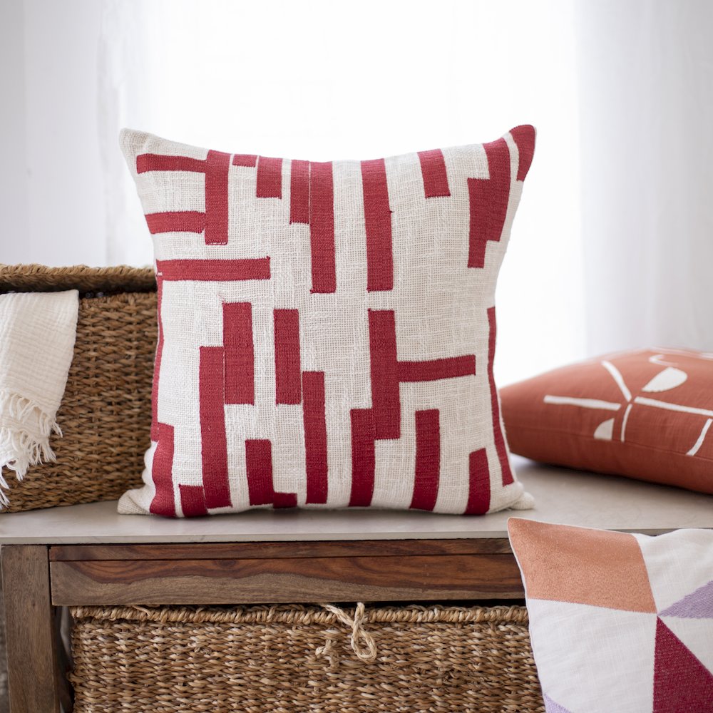 Red/Ivory Contemporary Geometric Hand-Woven Throw Pillow Cover. Picture 2
