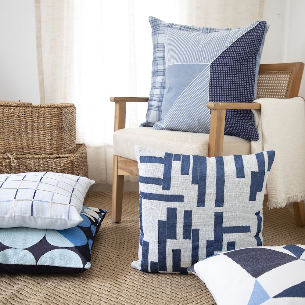 Stacy Garcia  Cotton Blend Poly Filled Pillow in Blue/Ivory, 20" x 20". Picture 8