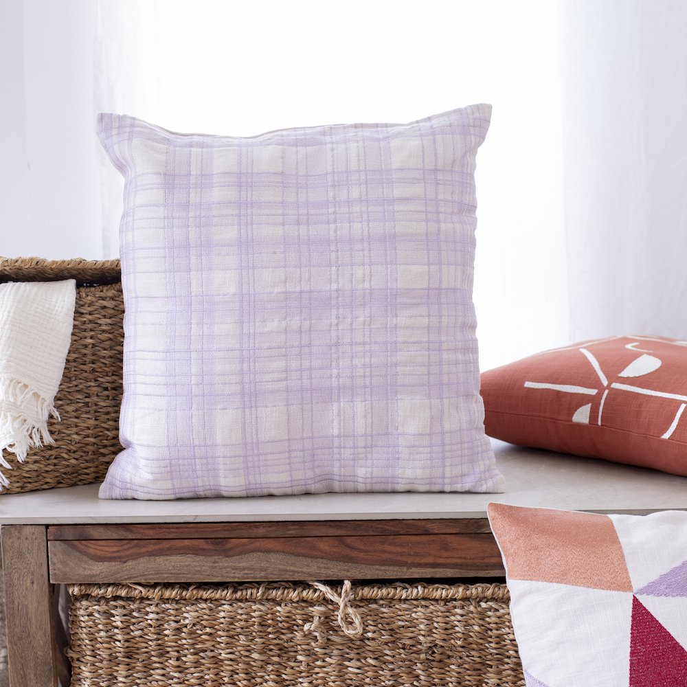 Ivory/Lilac Contemporary Checkered Hand-Woven Throw Pillow Cover. Picture 2