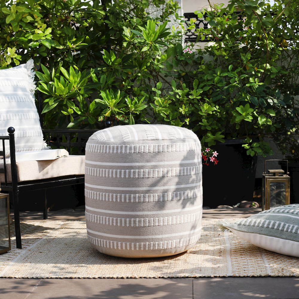 Atlantis Performance Outdoor Pouf in Brown/White, 20" x 20" x 20". Picture 2