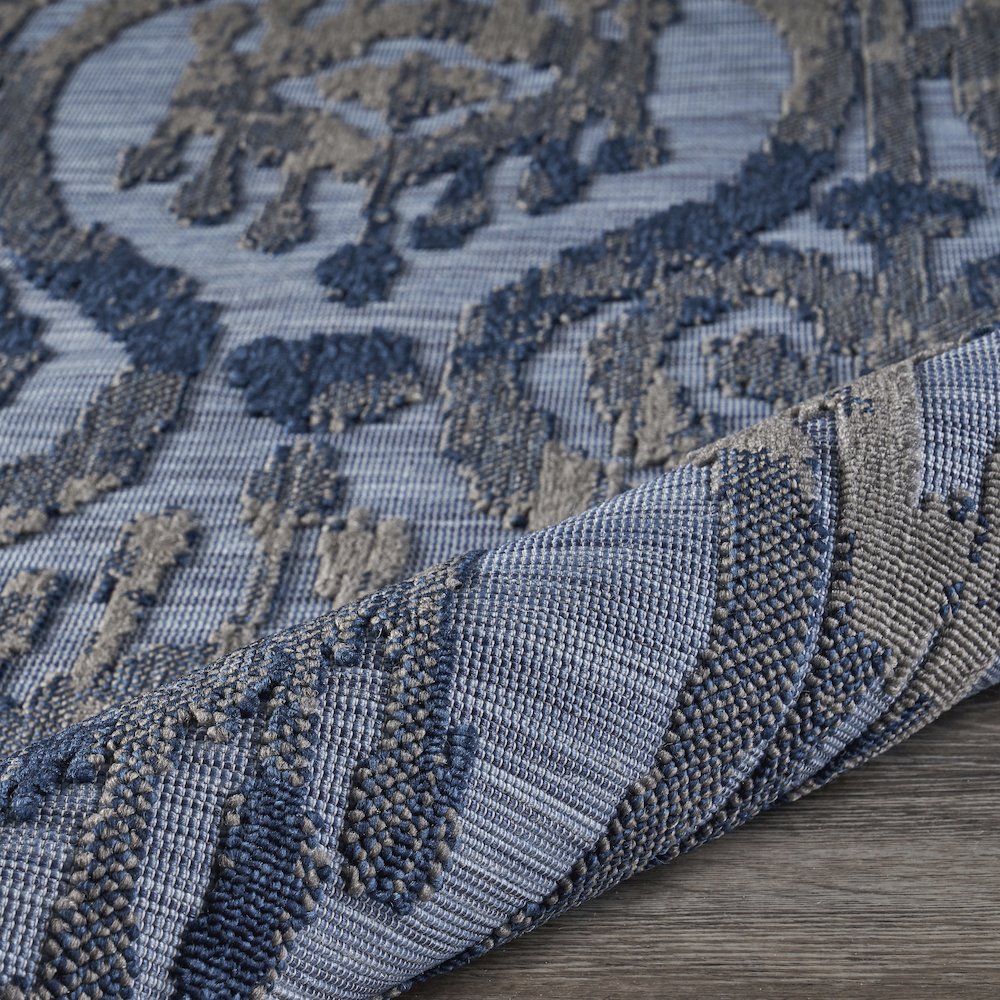 Modern Multicolored Ikat Indoor/Outdoor Rug. Picture 4