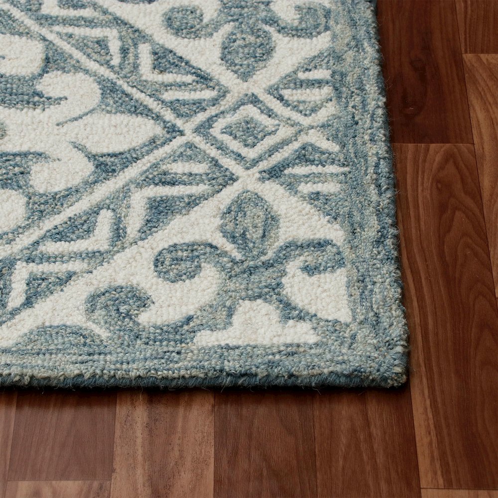 Indigo Floral Hand-Tufted Wool Runner Rug. Picture 4