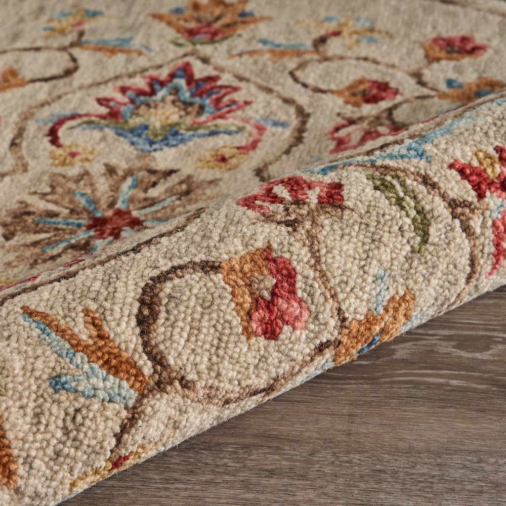 Floral Oasis Area Rug. Picture 4