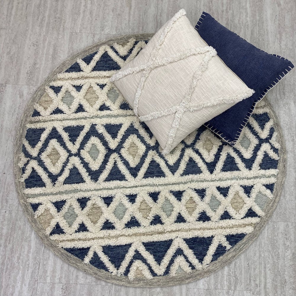 Tufted Geometric Diamonds and Stripes Round Rug. Picture 7