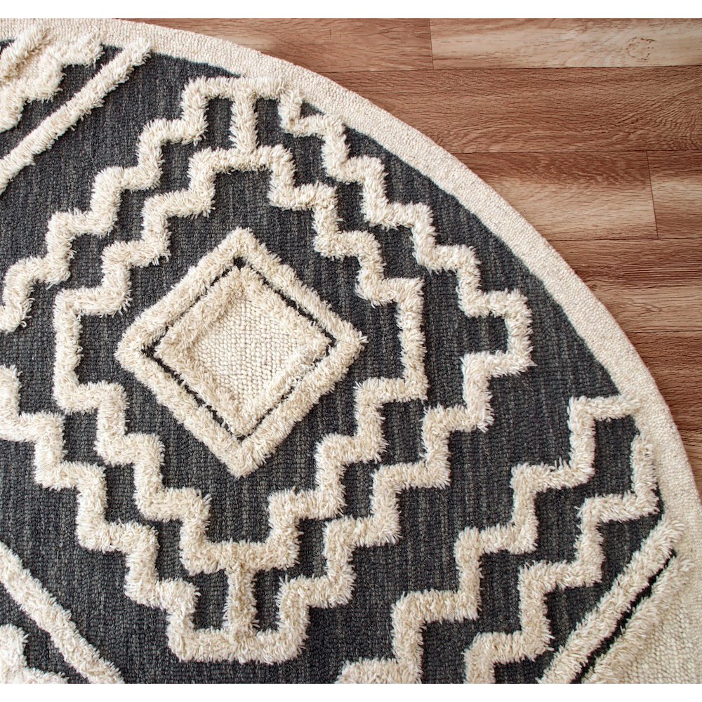 Evette Rios Sinuous Contemporary Tufted Geometric Wool Blend Area Rug, 4' Round. Picture 3