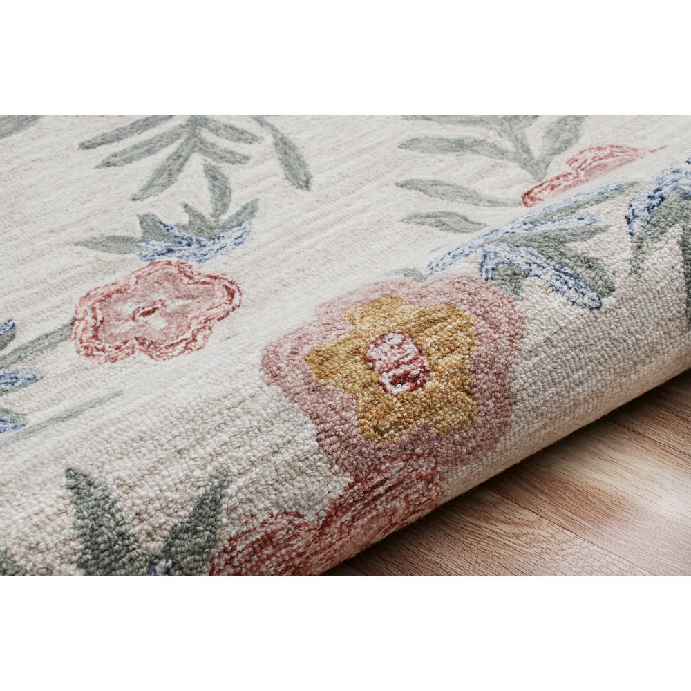 Hand Hooked Vintage Floral Garden Round Rug. Picture 5