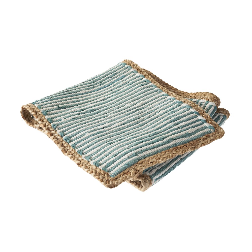 Striped Blue Bordered Table Runner. Picture 3