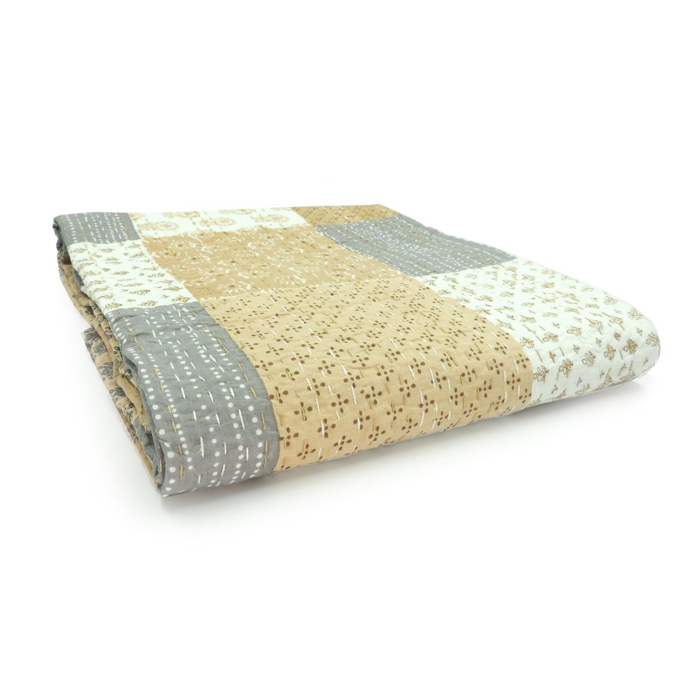 Beige Patchwork Hand-Stitched One-of-a-Kind Cotton Kantha Throw Blanket. Picture 3