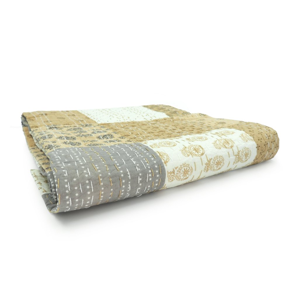Beige Patchwork Hand-Stitched One-of-a-Kind Cotton Kantha Throw Blanket. Picture 4
