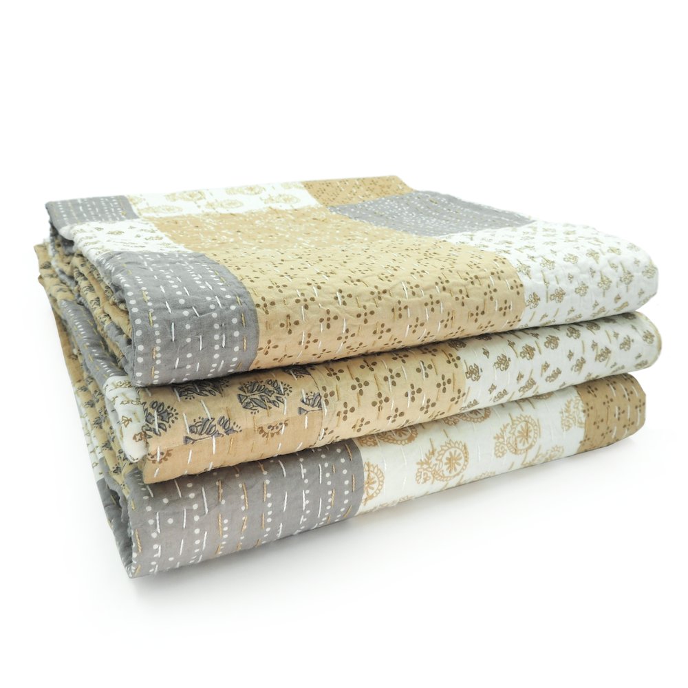 Beige Patchwork Hand-Stitched One-of-a-Kind Cotton Kantha Throw Blanket. Picture 9