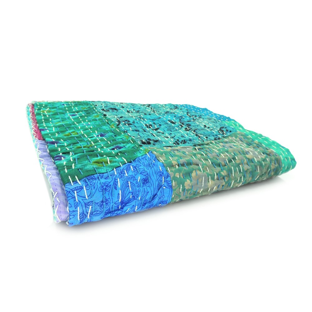 Blue Patchwork Hand-Stitched One-of-a-Kind Cotton Kantha Throw Blanket. Picture 4