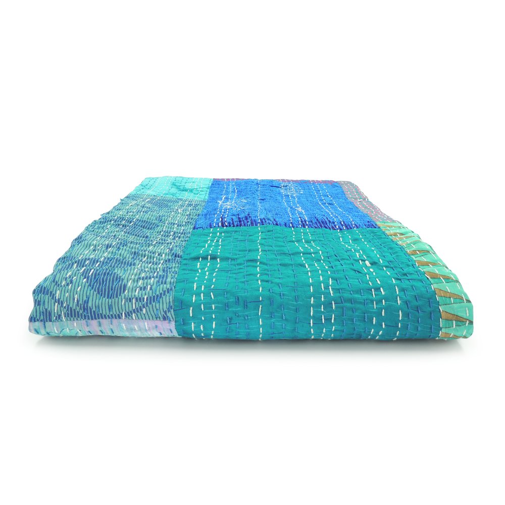Blue Patchwork Hand-Stitched One-of-a-Kind Cotton Kantha Throw Blanket. Picture 10