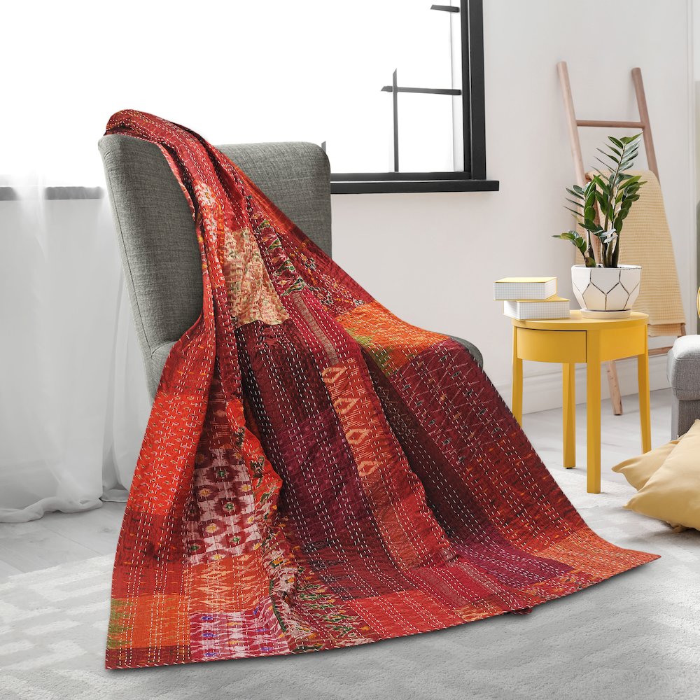 Crimson Patchwork Hand-Stitched One-of-a-Kind Cotton Kantha Throw Blanket. Picture 2