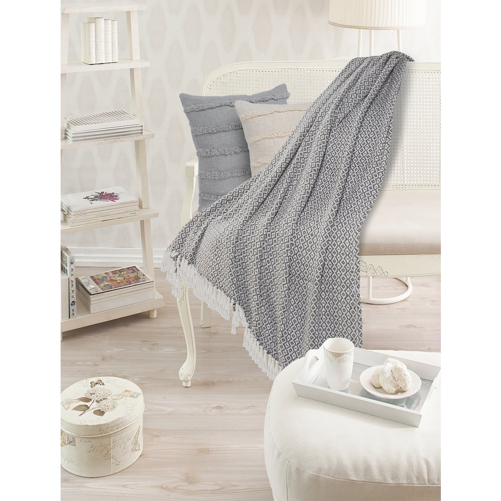 Grey/White Diamond All-Natural Cotton Throw Blanket. Picture 4