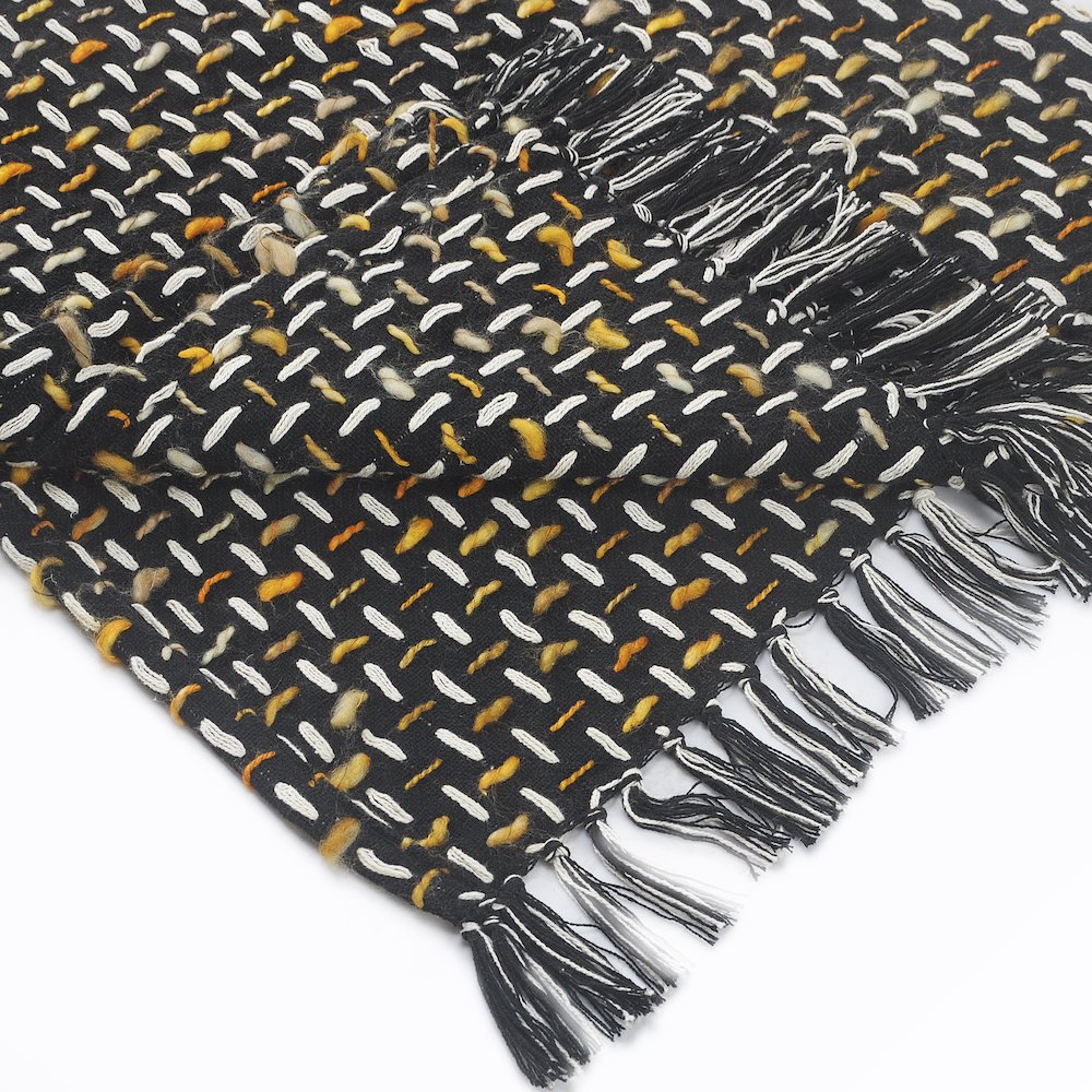 Black/Gold Geometric All-Natural Cotton Throw Blanket. Picture 3