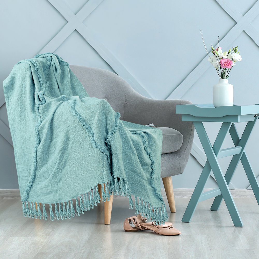 Evette Rios Diamond Tufted All-Natural Cotton Throw Blanket, Blue. Picture 6