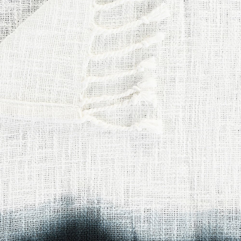 Black/White Ombre Hand-Woven All-Natural Cotton Throw Blanket. Picture 2