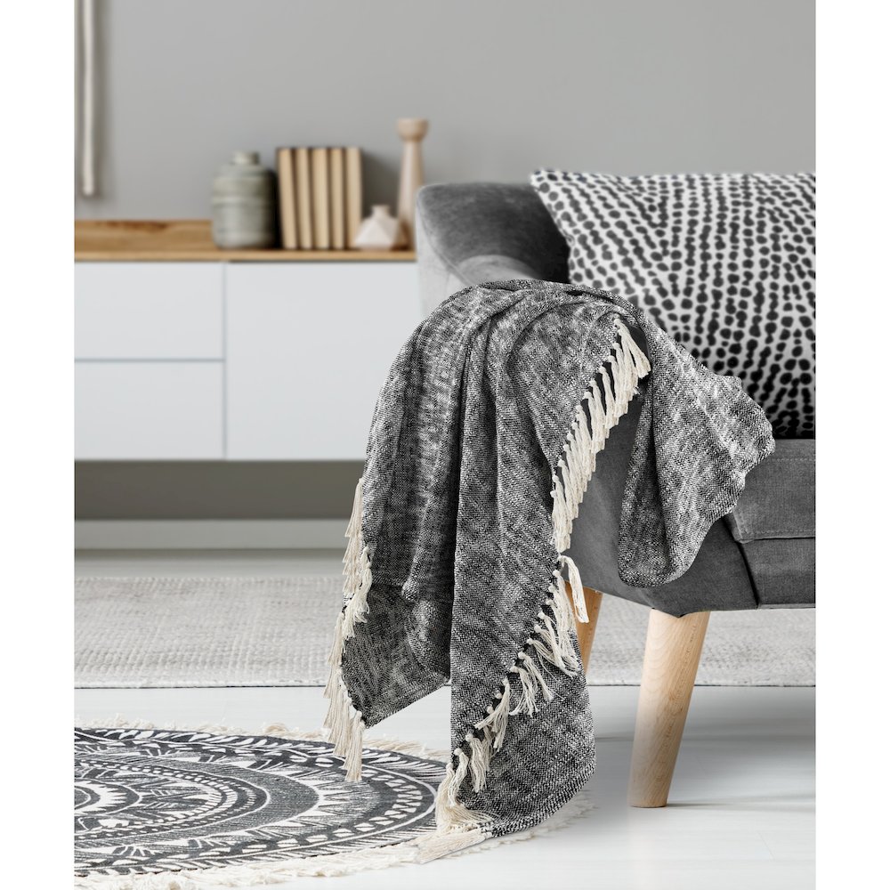 Black/White Distressed Hand-Woven All-Natural Cotton Throw Blanket. Picture 9