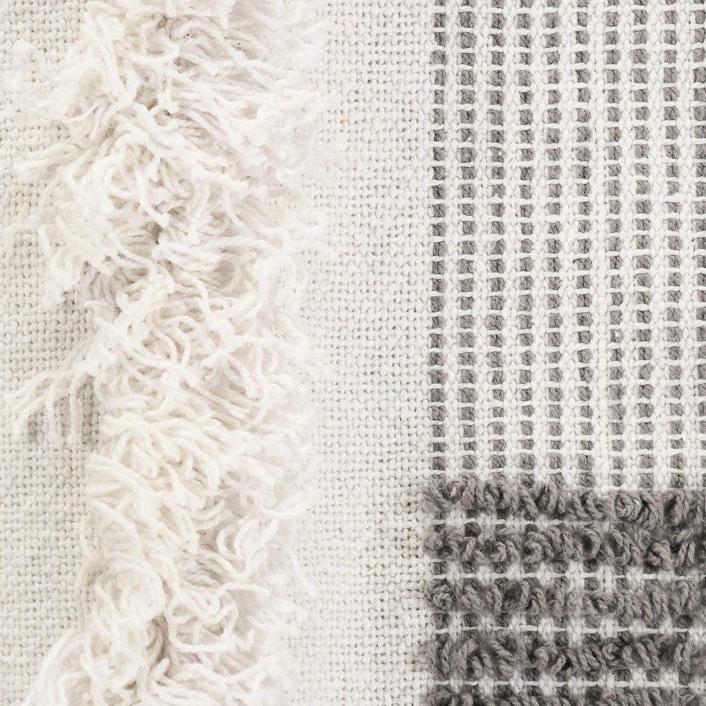 Gray/Cream Checkered Hand-Woven All-Natural Cotton Throw Blanket. Picture 2