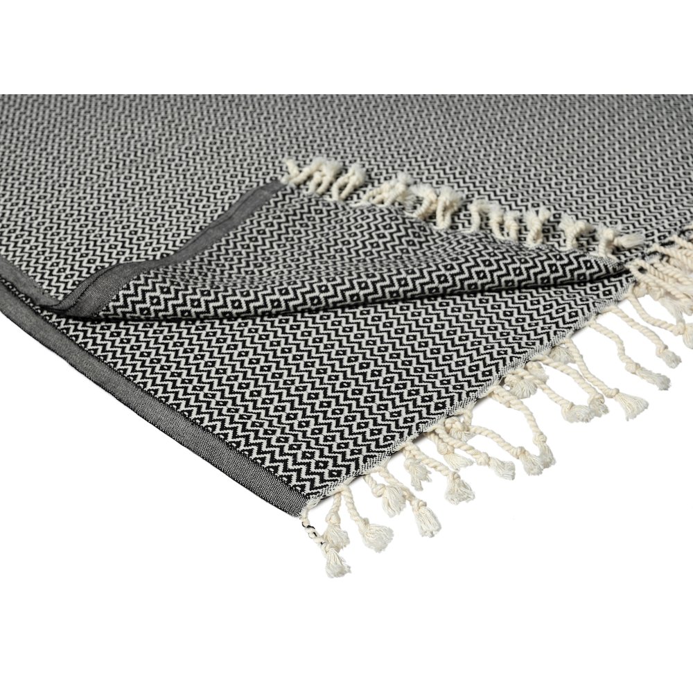Black/White Diamond Turkish All-Natural Cotton Throw Blanket. Picture 3