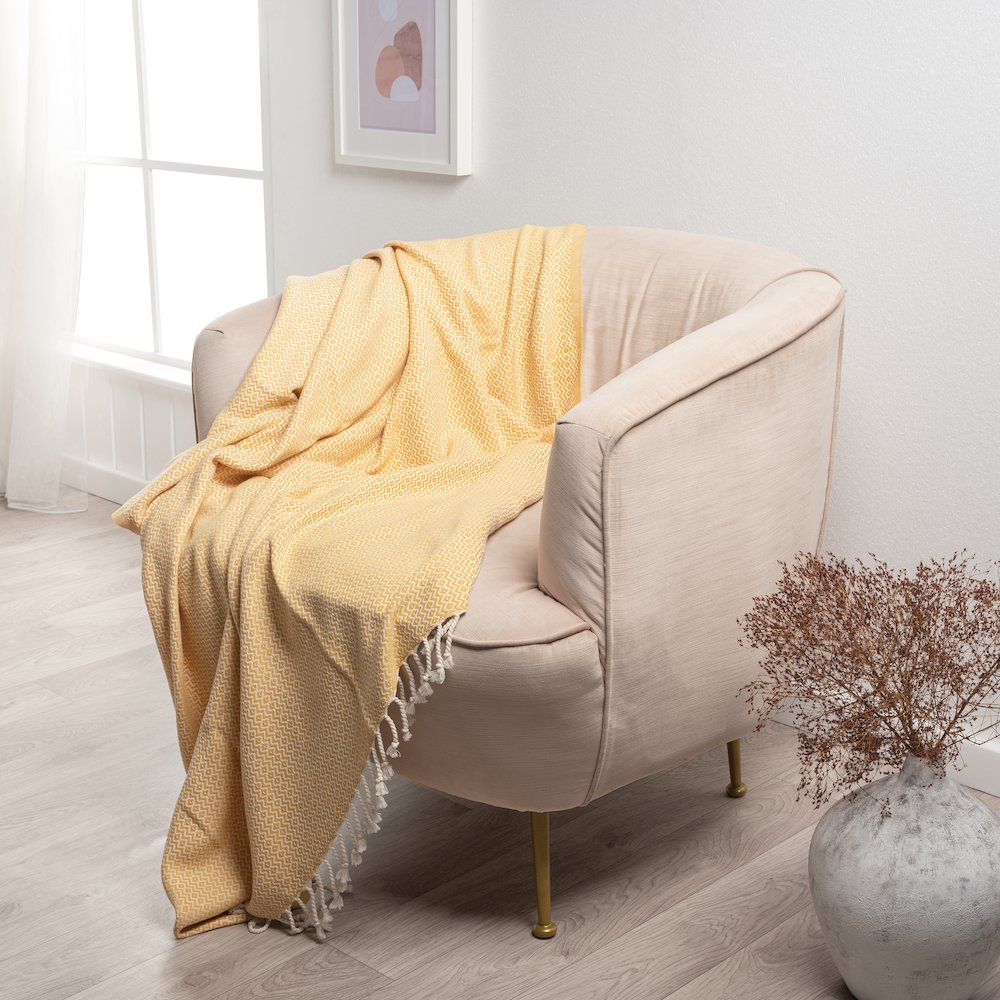 Yellow/White Diamond Turkish All-Natural Cotton Throw Blanket. Picture 2
