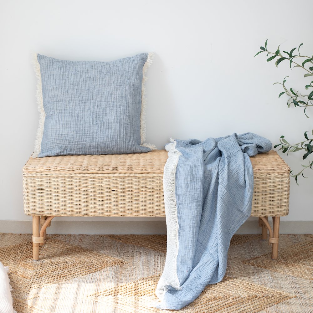 Sandy Farmhouse Solid Turkish Crinkled Cotton Throw Blanket with Fringe. Picture 2
