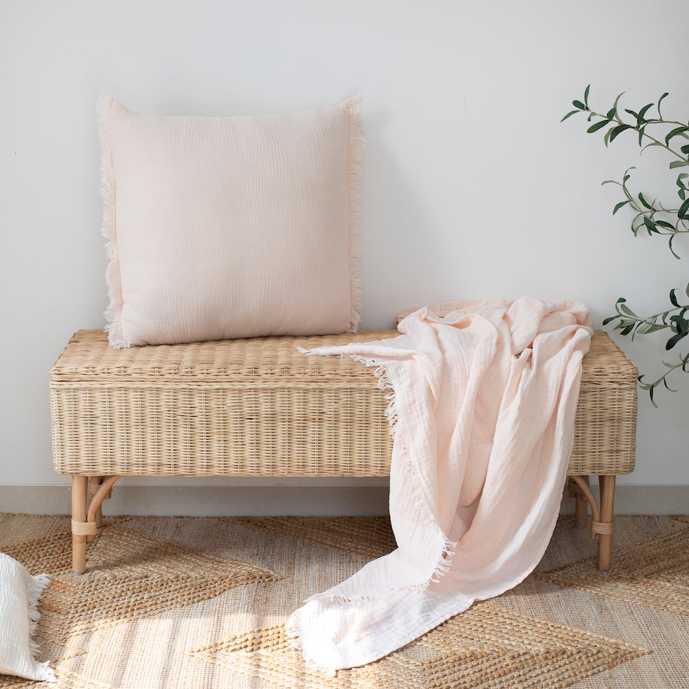 Sandy Farmhouse Solid Turkish Crinkled Cotton Throw Blanket with Fringe. Picture 2