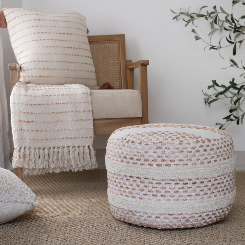 White/ Abobe Striped Ombre Farmhouse Flatweave Throw Blanket. Picture 7