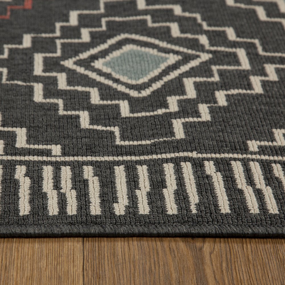 Black/Ivory Southwestern Tribal Polypropylene Indoor/Outdoor Area Rug. Picture 6