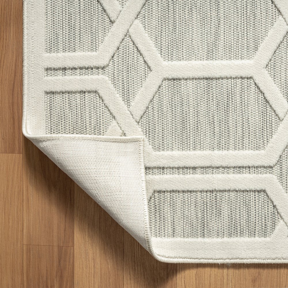 Geometric Hi-Low Modern Gray Indoor Outdoor Area Rug. Picture 3