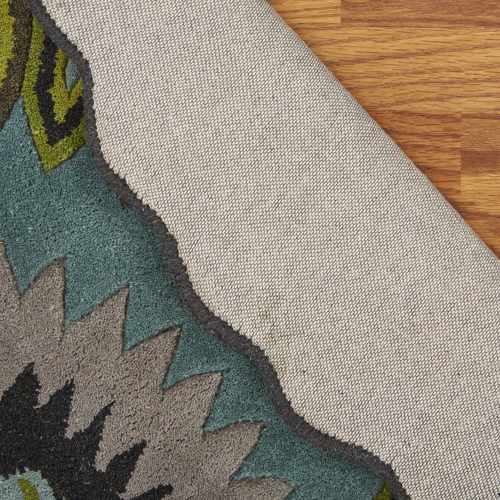 Traditional Peacock Indoor Area Rug. Picture 6