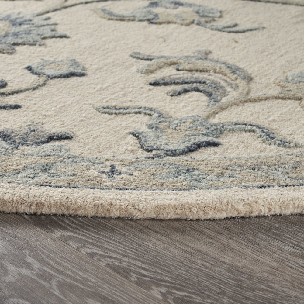 Mirroring Ivory and Blue Floral Bloom Area Rug 4'10" Round. Picture 3
