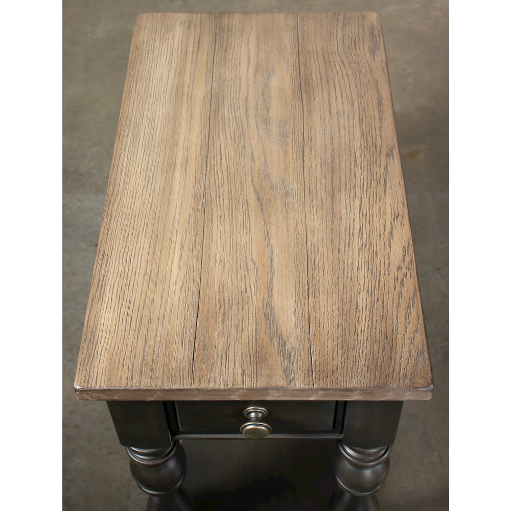 Chairside Table. Picture 6