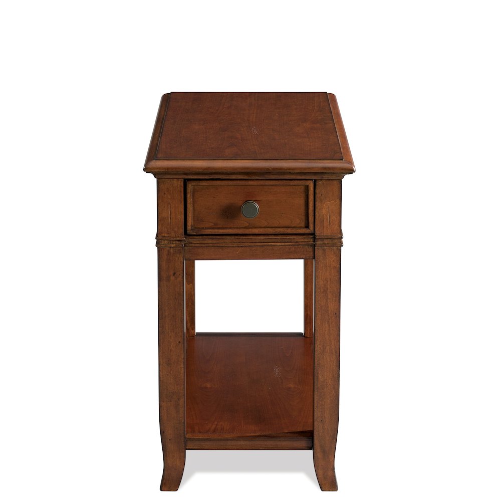 Chairside Table. Picture 3