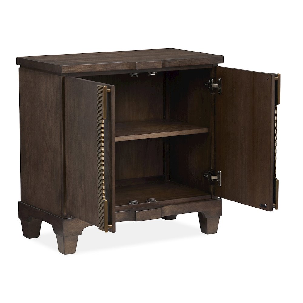 Sugar Mill Spiced Rum Bachelor Chest. Picture 6
