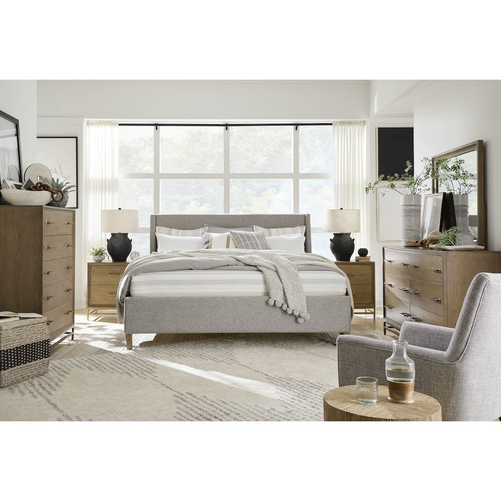 Lindon Belgian Wheat And Coffee Bean Queen Grey Upholstered Island Bed. Picture 6