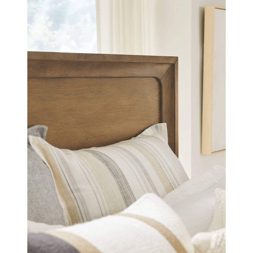 Lindon Belgian Wheat And Coffee Bean Queen Panel Storage Bed. Picture 5