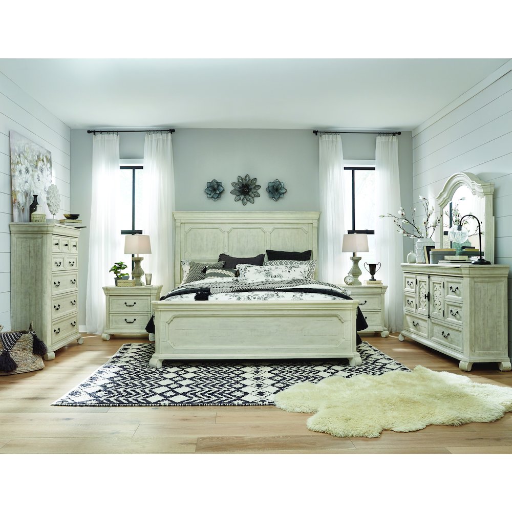Bronwyn Alabaster Drawer Chest. Picture 4