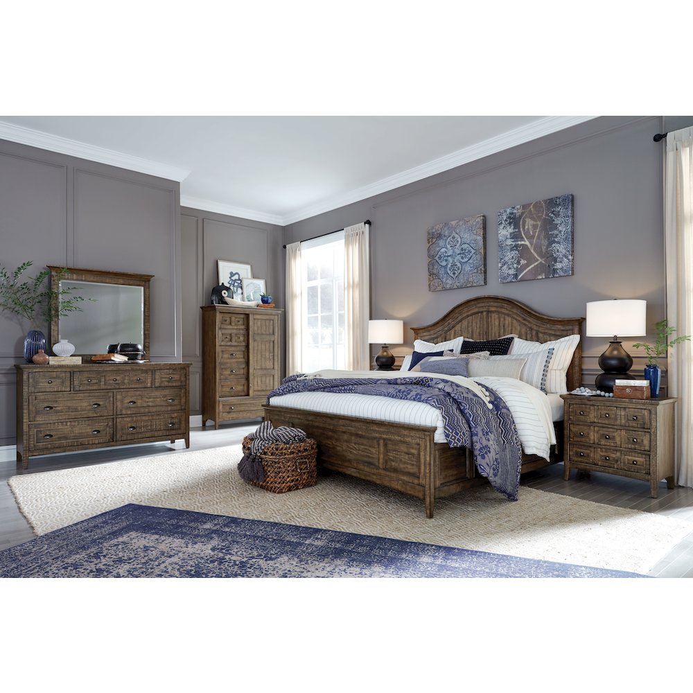 Bay Creek Toasted Nutmeg Door Chest. Picture 7