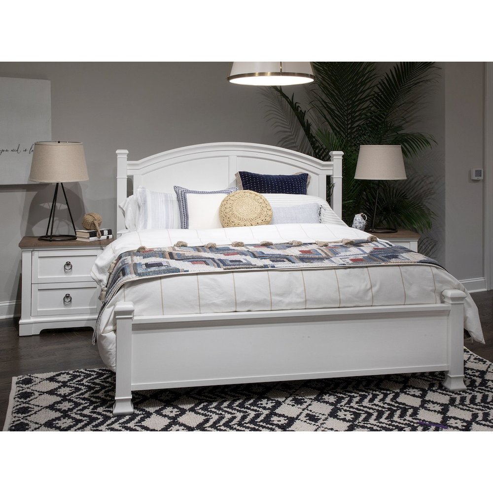 Kingston Whisper White And Cerused Nutmeg Queen Panel Bed. Picture 5